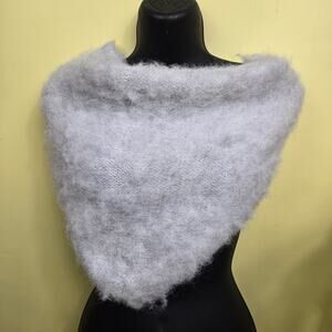 Maeve Anthropologie gray fuzzy scarf triangle